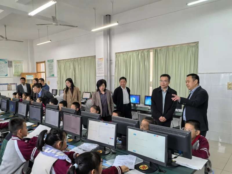 码动青春 智启未来 | 兖州区第四届青少年信息学竞赛成功举办